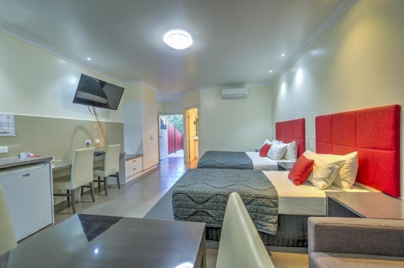 Swagsman Motel Miles Kültér fotó