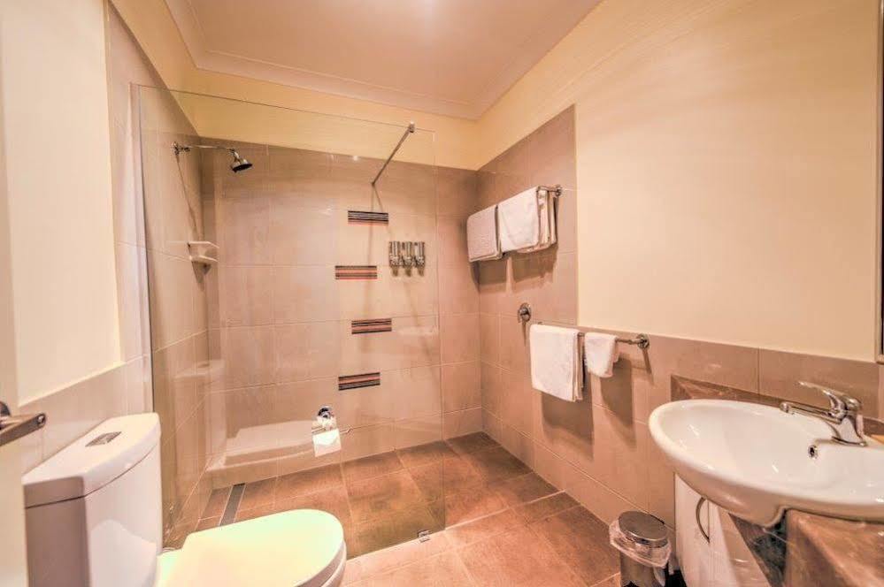 Swagsman Motel Miles Kültér fotó