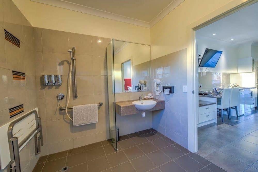 Swagsman Motel Miles Kültér fotó